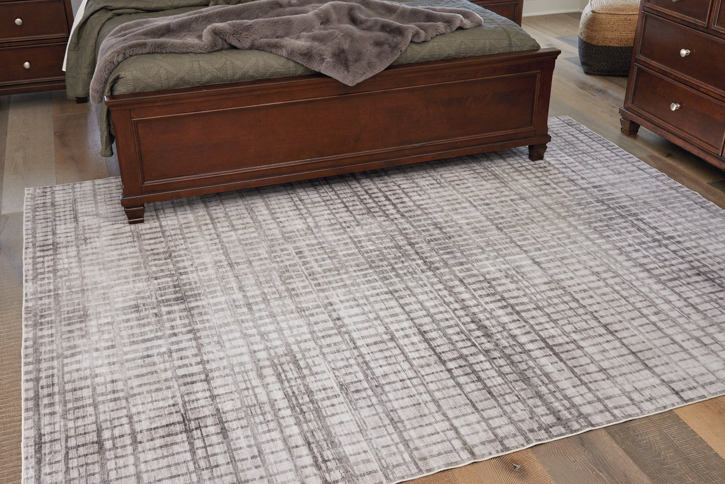 Ashley Express - Moorhill Washable Large Rug