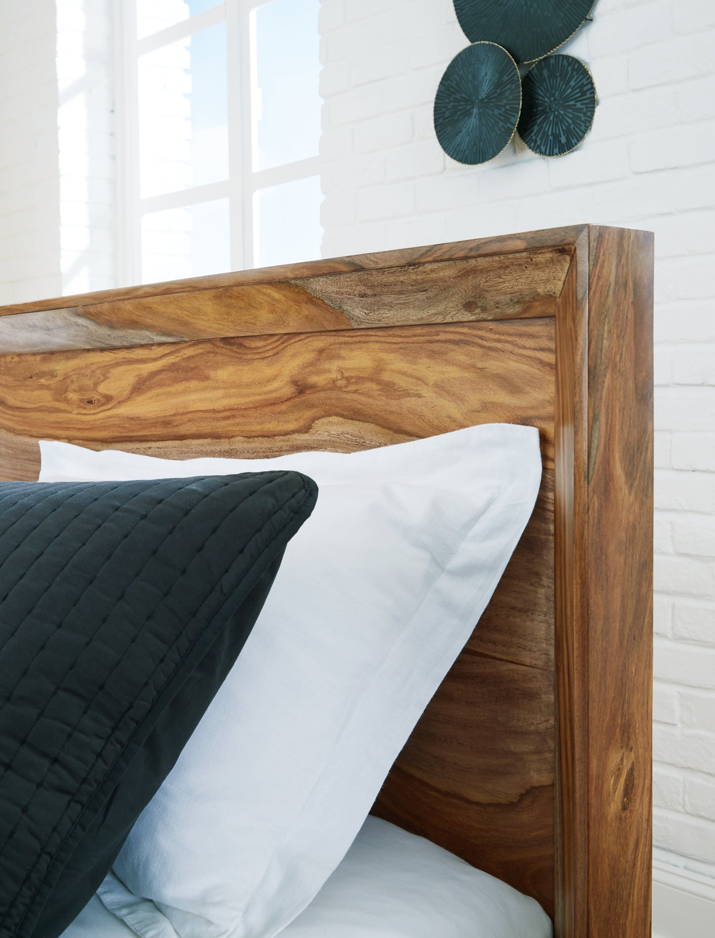 Ashley Express - Dressonni Panel Bed