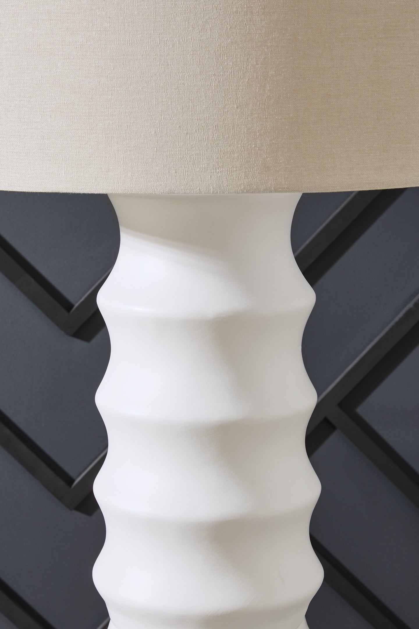 Ashley Express - Veraleigh Poly Floor Lamp (1/CN)