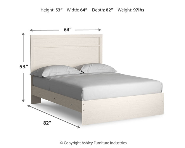 Stelsie Panel Bed