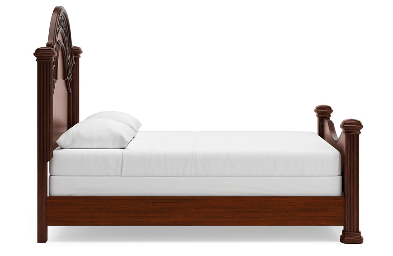 Lavinton Poster Bed