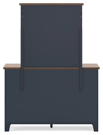 Landocken Queen Panel Headboard with Mirrored Dresser and Chest