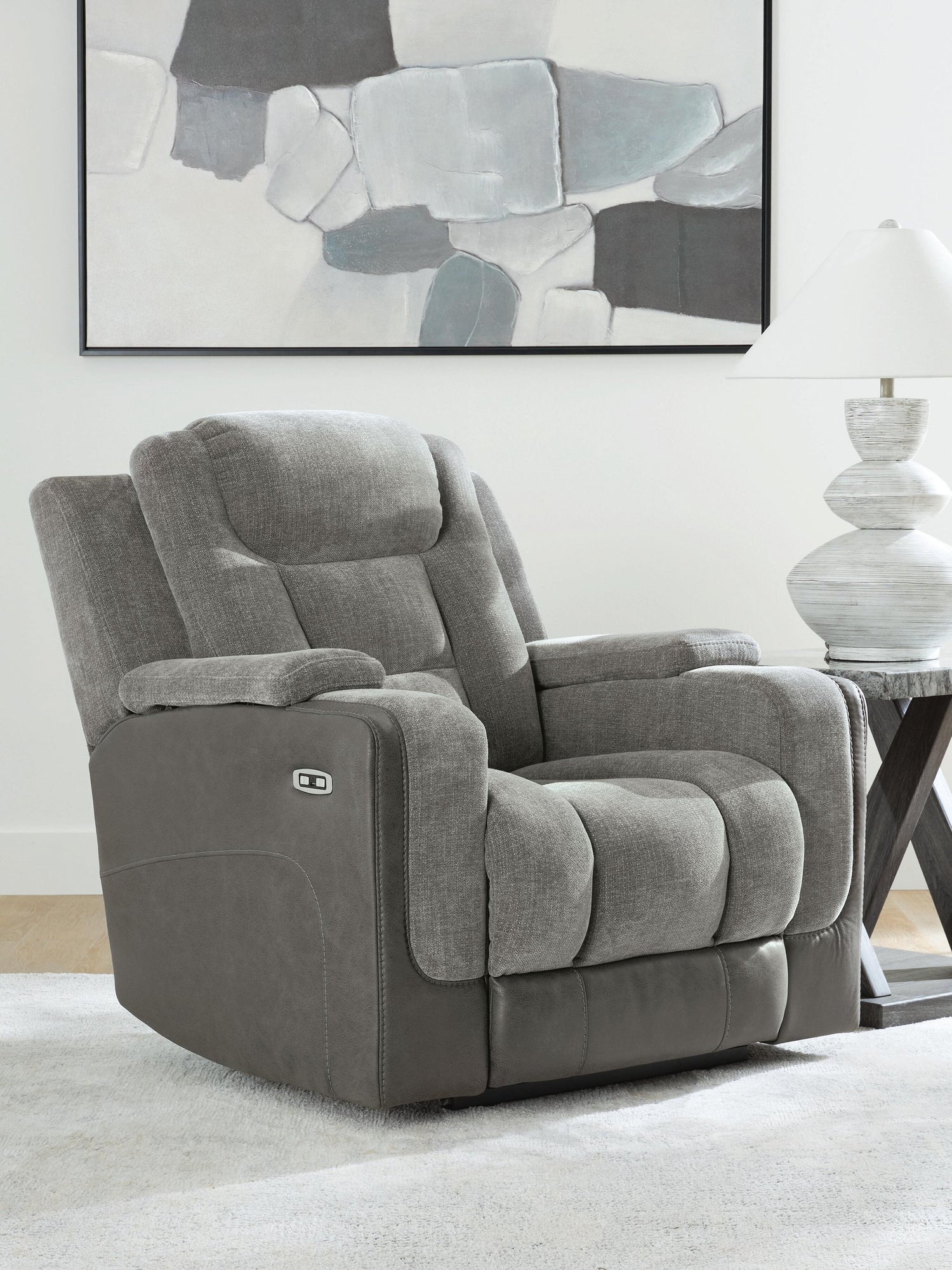Recliners > Power Reclining