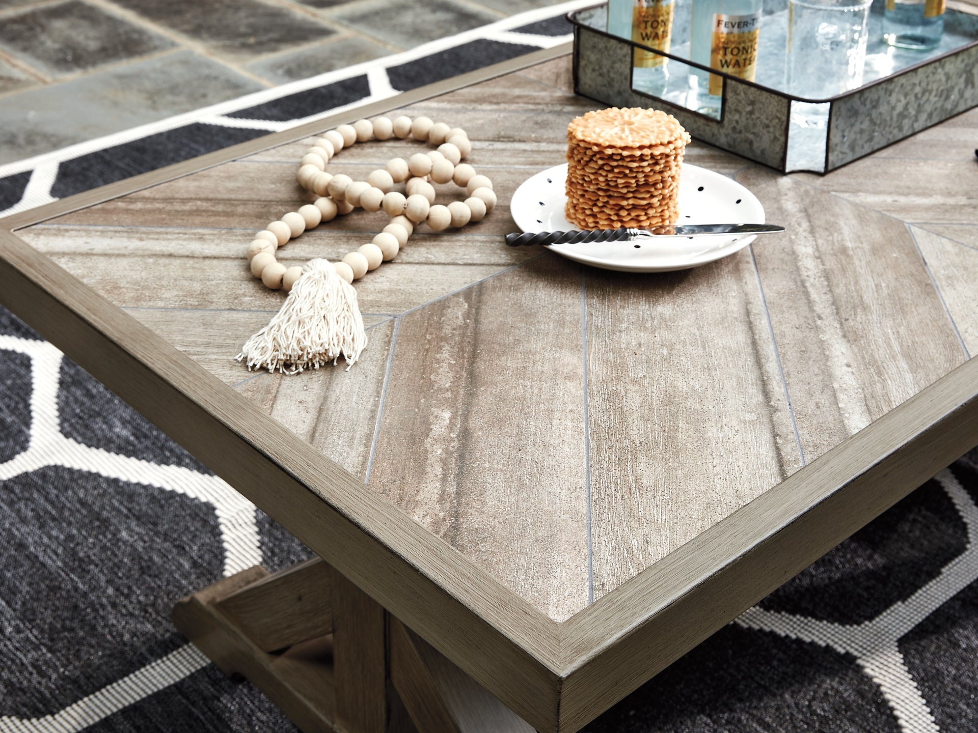 Beachcroft rectangular outlet cocktail table